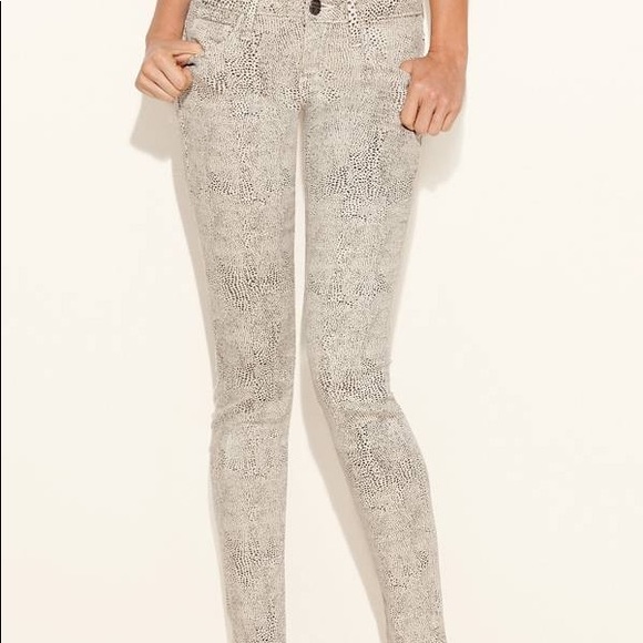 Guess Denim - 🌟HP🌟❇️GUESS Snakeskin Power Skinny Jeans NWT